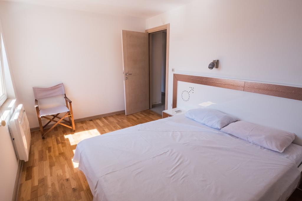 스베티스테판 Private Penthouse Djurasevic 아파트 외부 사진